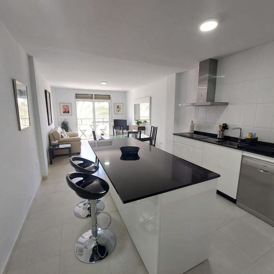 Apartamento Frente A La Playa Piso 3 Estepona Exteriör bild